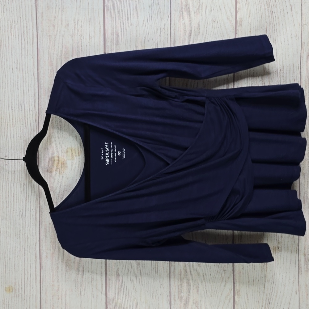 Torrid super soft top sz large 00